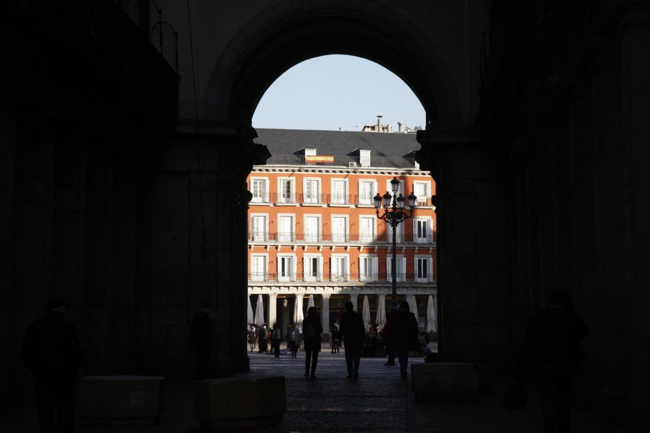 Plaza Mayor Suite Madrid Exterior photo